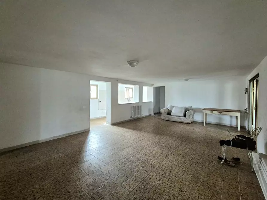 Immagine 20 di Villa in vendita  a Capannori