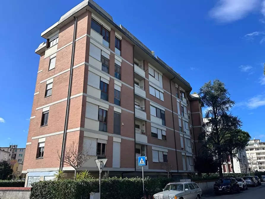Immagine 3 di Appartamento in vendita  a Pisa