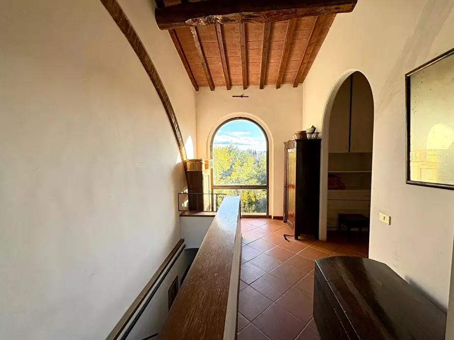 Immagine 10 di Casa colonica in vendita  a Crespina Lorenzana