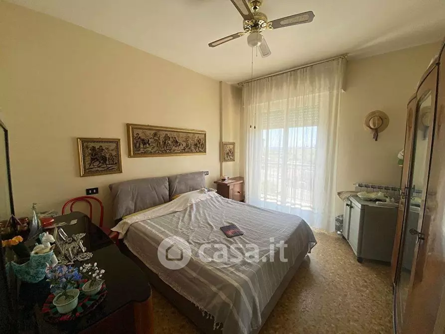 Immagine 5 di Appartamento in vendita  a Sarzana