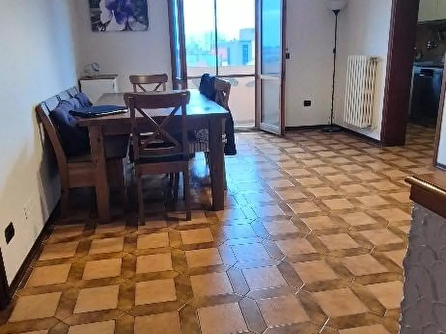 Immagine 5 di Appartamento in vendita  a Cascina