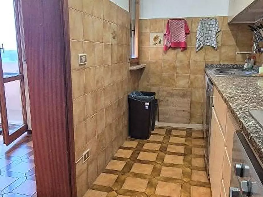 Immagine 9 di Appartamento in vendita  a Cascina