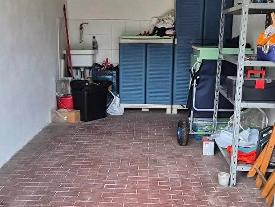 Immagine 17 di Appartamento in vendita  a Cascina