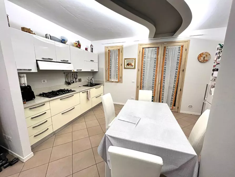 Immagine 4 di Appartamento in vendita  a Montelupo Fiorentino