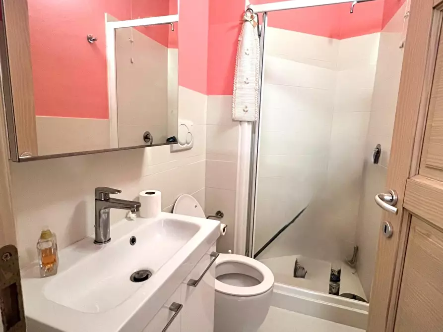 Immagine 15 di Appartamento in vendita  a Montelupo Fiorentino