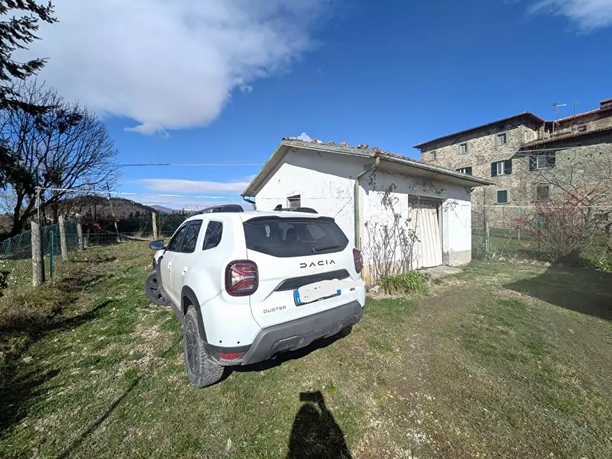 Immagine 4 di Appartamento in vendita  a Camporgiano