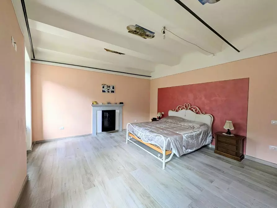 Immagine 17 di Appartamento in vendita  a Camporgiano