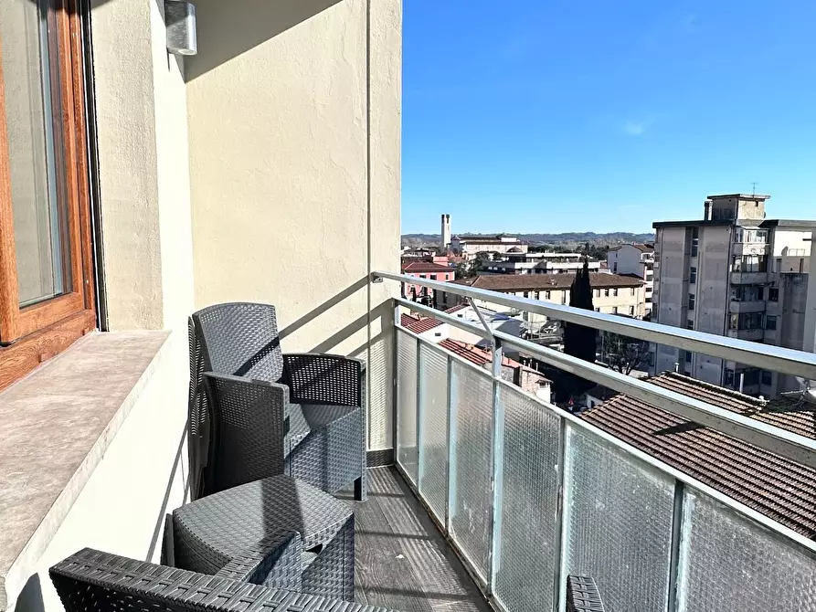 Immagine 15 di Mansarda in vendita  a Pontedera