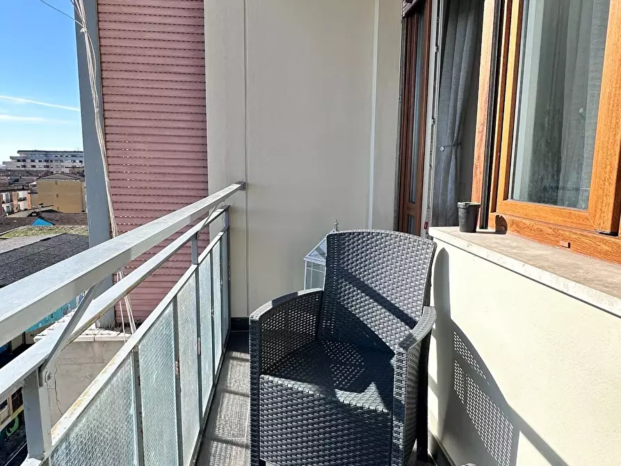 Immagine 4 di Mansarda in vendita  a Pontedera