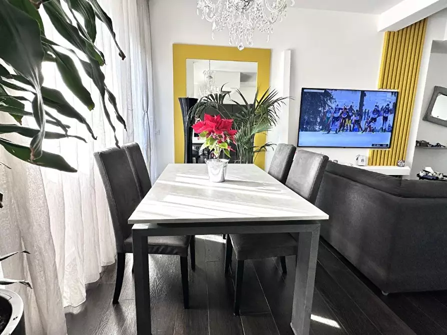 Immagine 5 di Mansarda in vendita  a Pontedera