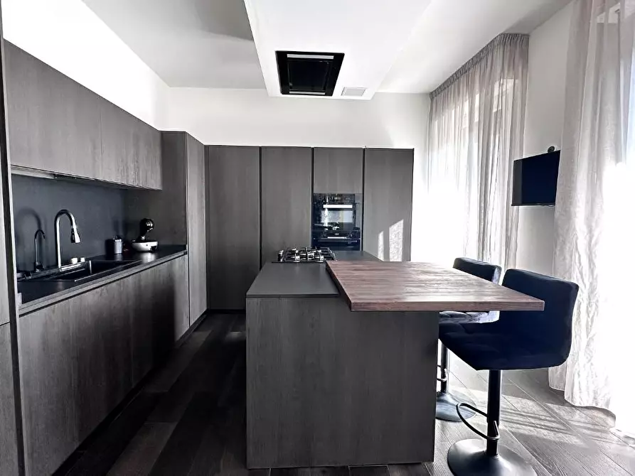 Immagine 12 di Mansarda in vendita  a Pontedera