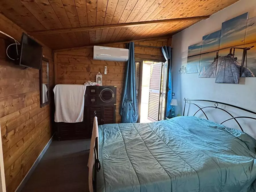 Immagine 15 di Attività commerciale in vendita  a Pisa