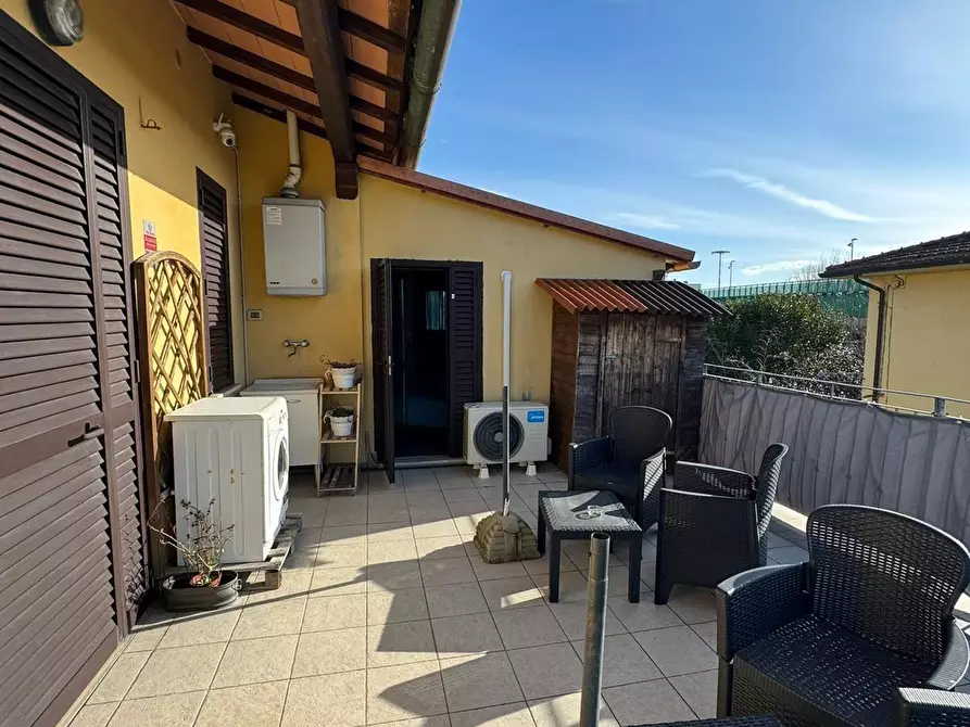 Immagine 18 di Attività commerciale in vendita  a Pisa