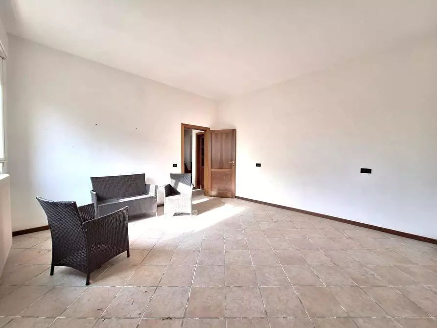 Immagine 13 di Appartamento in vendita  a Cascina