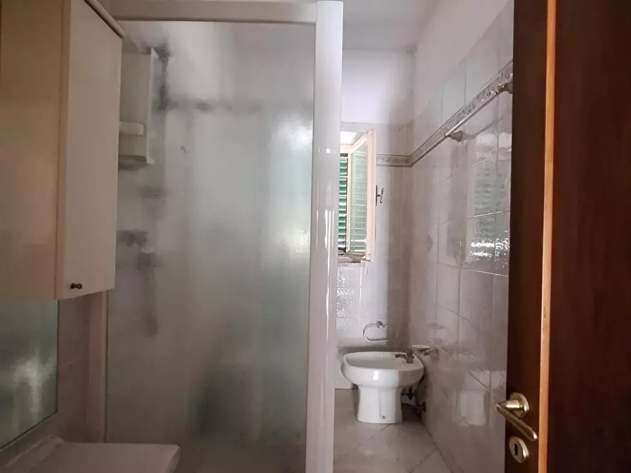 Immagine 15 di Appartamento in vendita  a Cascina