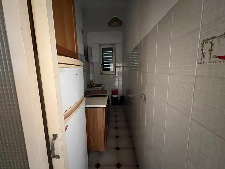 Immagine 2 di Appartamento in vendita  a Massa