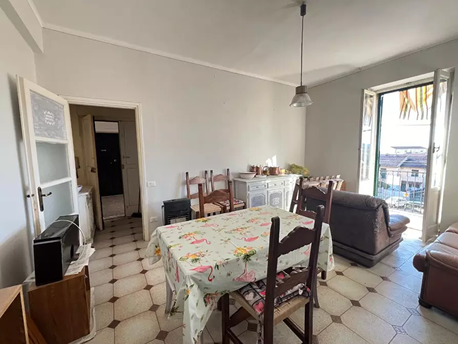 Immagine 9 di Appartamento in vendita  a Massa