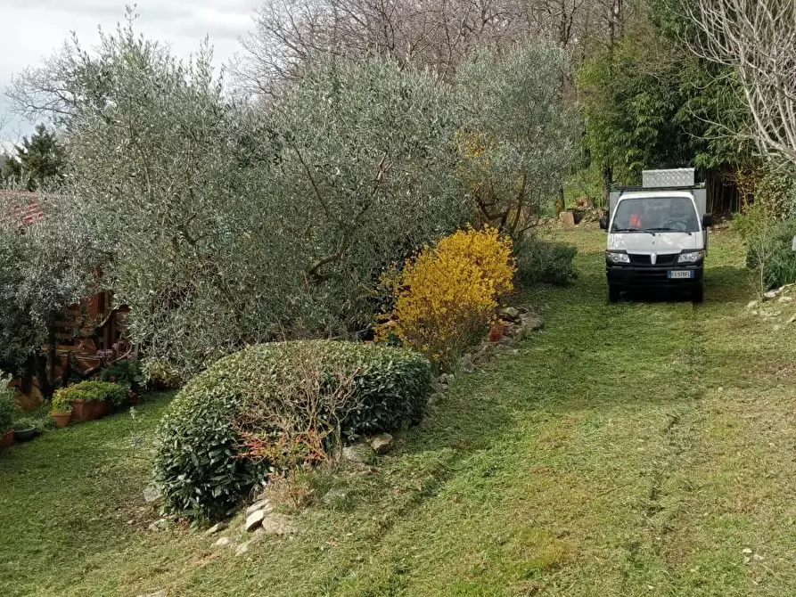 Immagine 11 di Terreno agricolo in vendita  a Calenzano