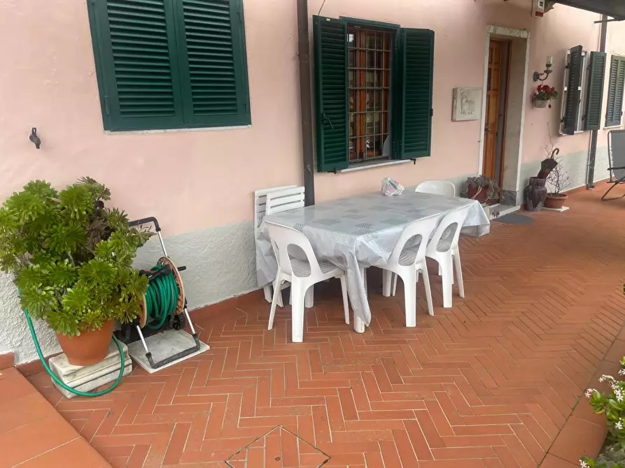 Immagine 18 di Terratetto in vendita  a Carrara