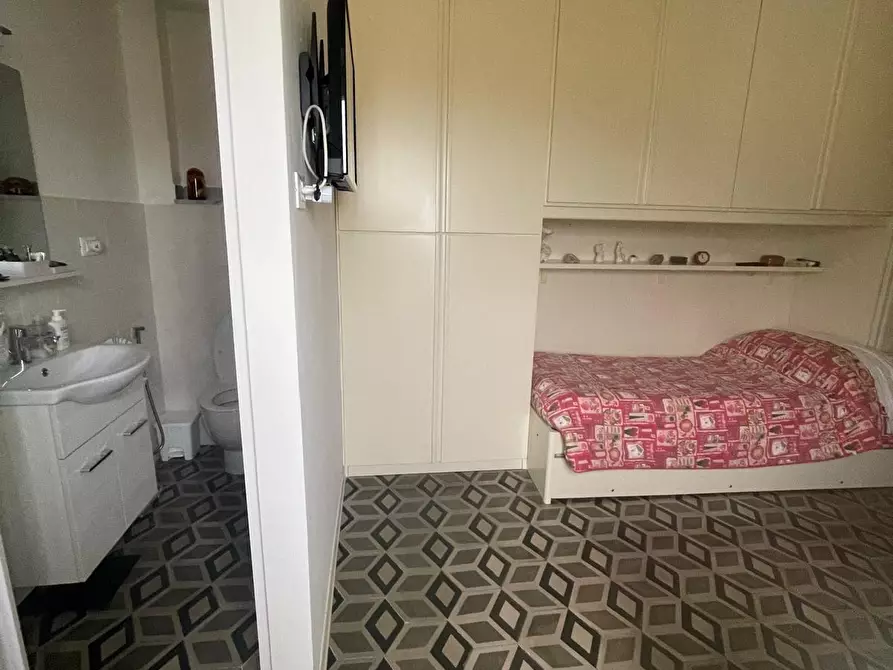 Immagine 14 di Terratetto in vendita  a Carrara