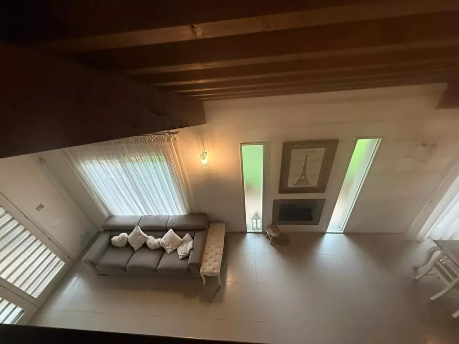 Immagine 28 di Villa in vendita  a San Miniato