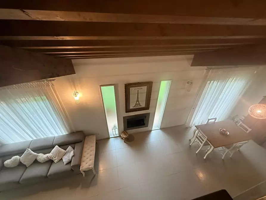 Immagine 25 di Villa in vendita  a San Miniato