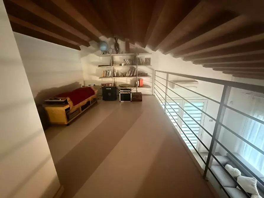 Immagine 27 di Villa in vendita  a San Miniato