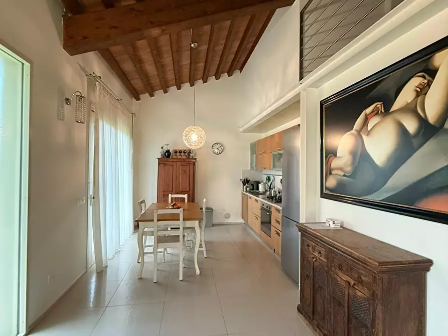 Immagine 10 di Villa in vendita  a San Miniato