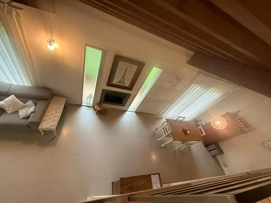 Immagine 26 di Villa in vendita  a San Miniato