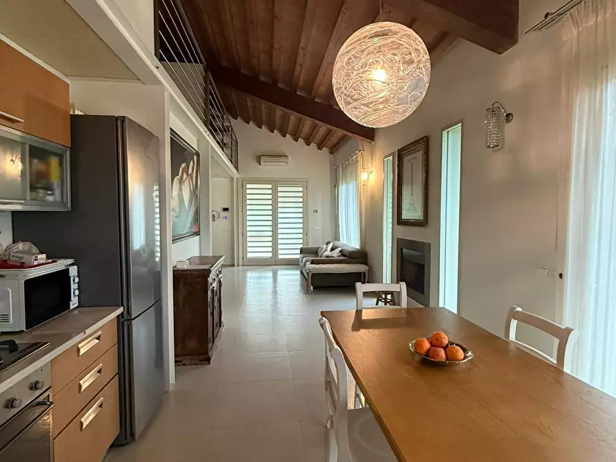 Immagine 9 di Villa in vendita  a San Miniato