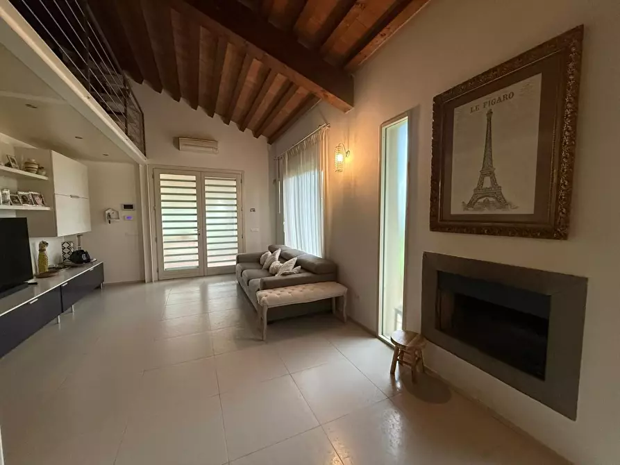 Immagine 7 di Villa in vendita  a San Miniato