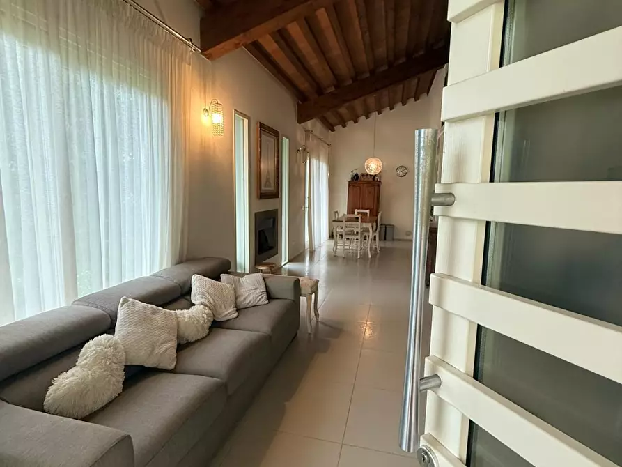 Immagine 5 di Villa in vendita  a San Miniato