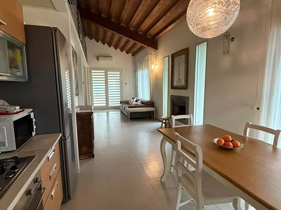 Immagine 8 di Villa in vendita  a San Miniato