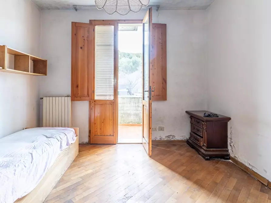 Immagine 26 di Attività artigianale in vendita  a Capraia E Limite