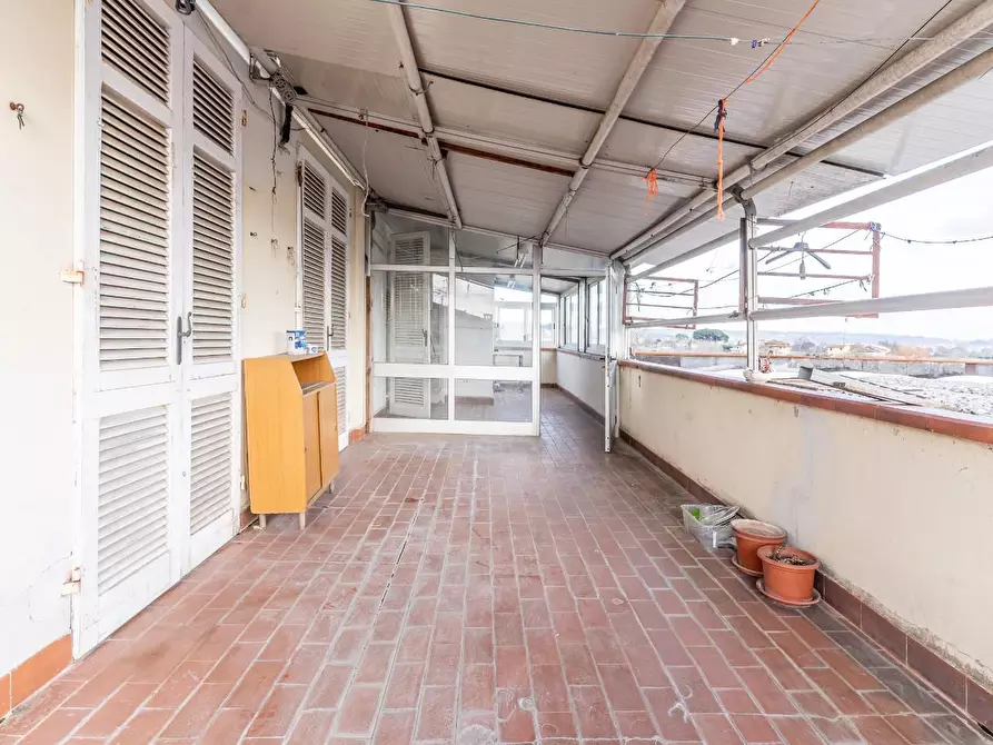 Immagine 23 di Attività artigianale in vendita  a Capraia E Limite