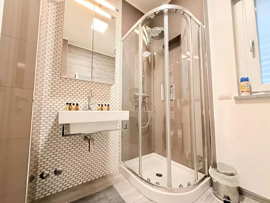 Immagine 15 di Appartamento in vendita  a Montignoso