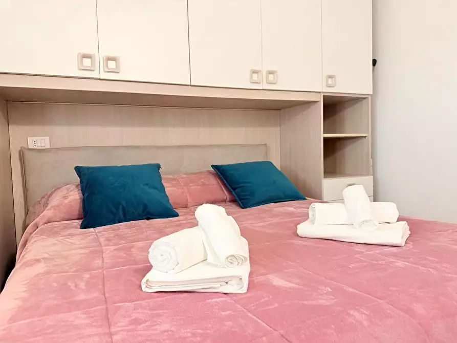 Immagine 21 di Appartamento in vendita  a Montignoso