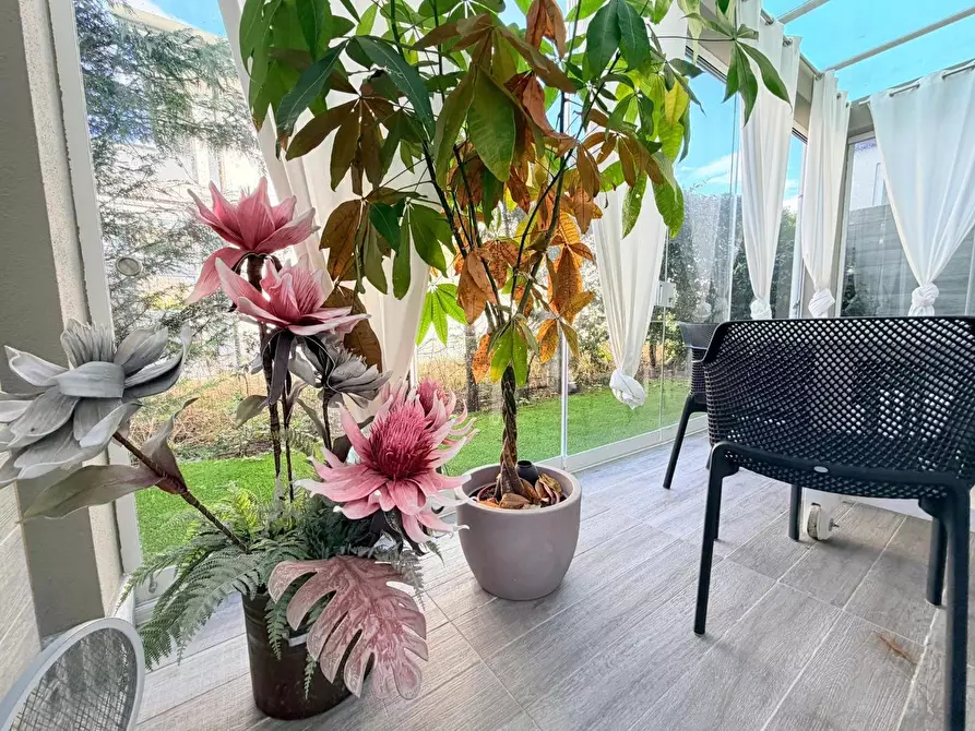 Immagine 4 di Appartamento in vendita  a Montignoso