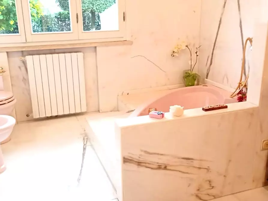 Immagine 14 di Villa in vendita  a Montopoli In Val D'arno