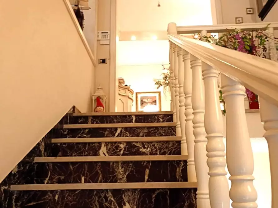 Immagine 12 di Villa in vendita  a Montopoli In Val D'arno