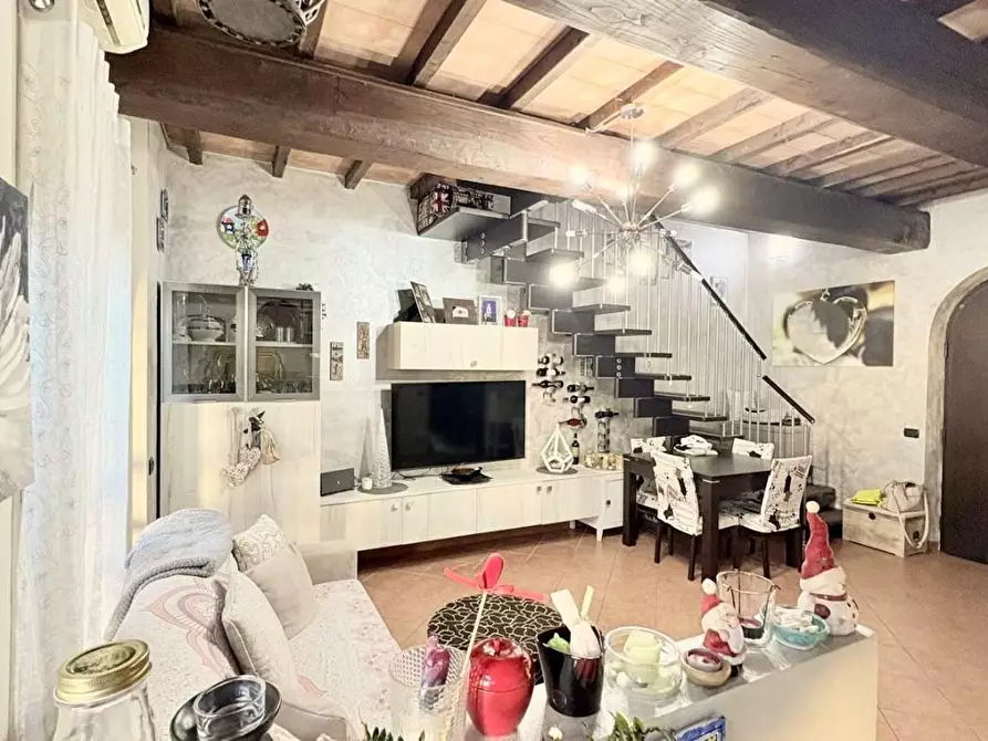 Immagine 7 di Villetta a schiera in vendita  a Capannori