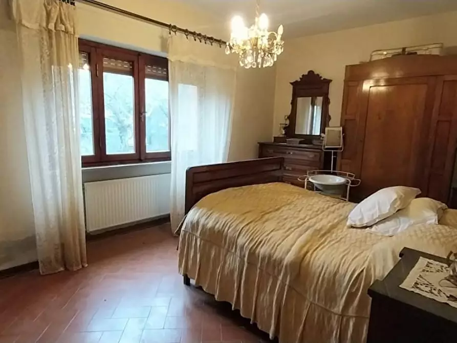 Immagine 10 di Casa bifamiliare in vendita  a Calci