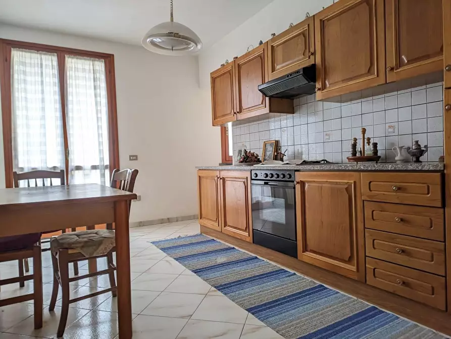 Immagine 8 di Porzione di casa in vendita  a Montopoli In Val D'arno