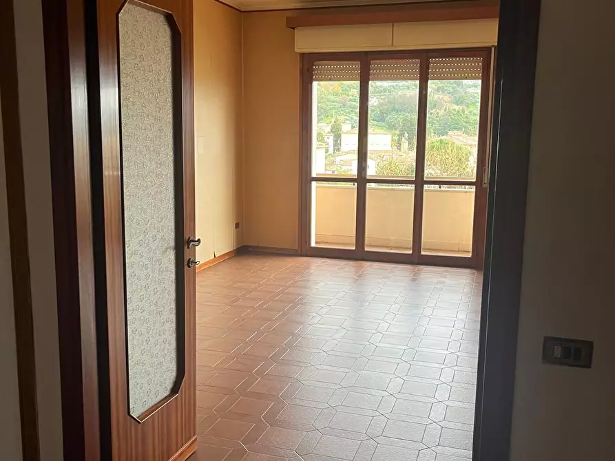 Immagine 7 di Appartamento in vendita  a Pescia