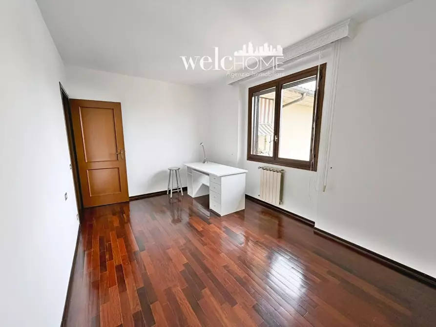 Immagine 23 di Appartamento in vendita  a Sesto Fiorentino