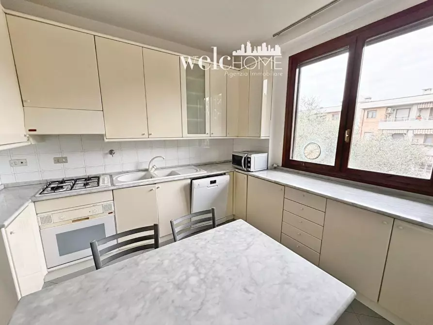 Immagine 13 di Appartamento in vendita  a Sesto Fiorentino