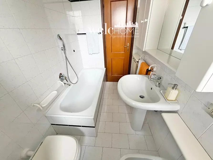 Immagine 33 di Appartamento in vendita  a Sesto Fiorentino