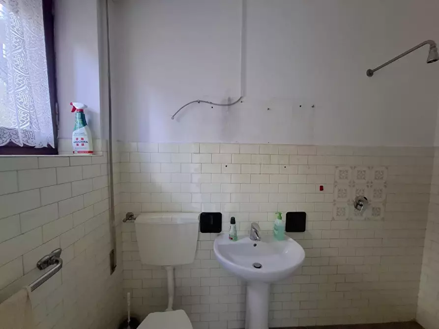 Immagine 32 di Casa indipendente in vendita  a Carrara
