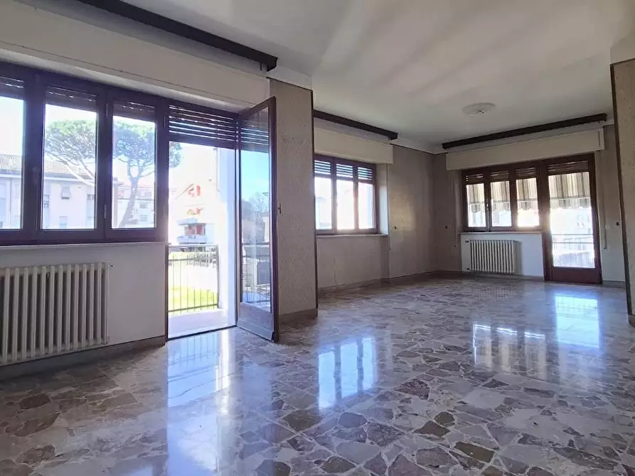 Immagine 40 di Casa indipendente in vendita  a Carrara