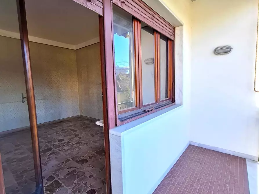 Immagine 46 di Casa indipendente in vendita  a Carrara
